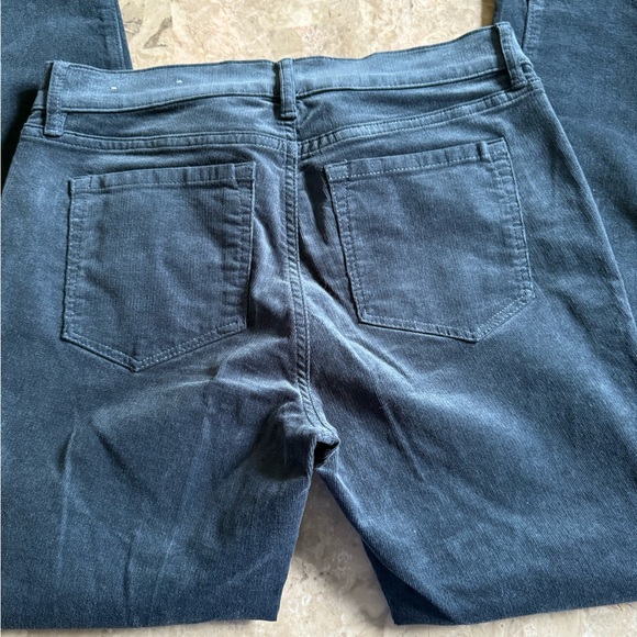 New without tag. Loft skinny petite corduroy pants - Picture 3 of 6